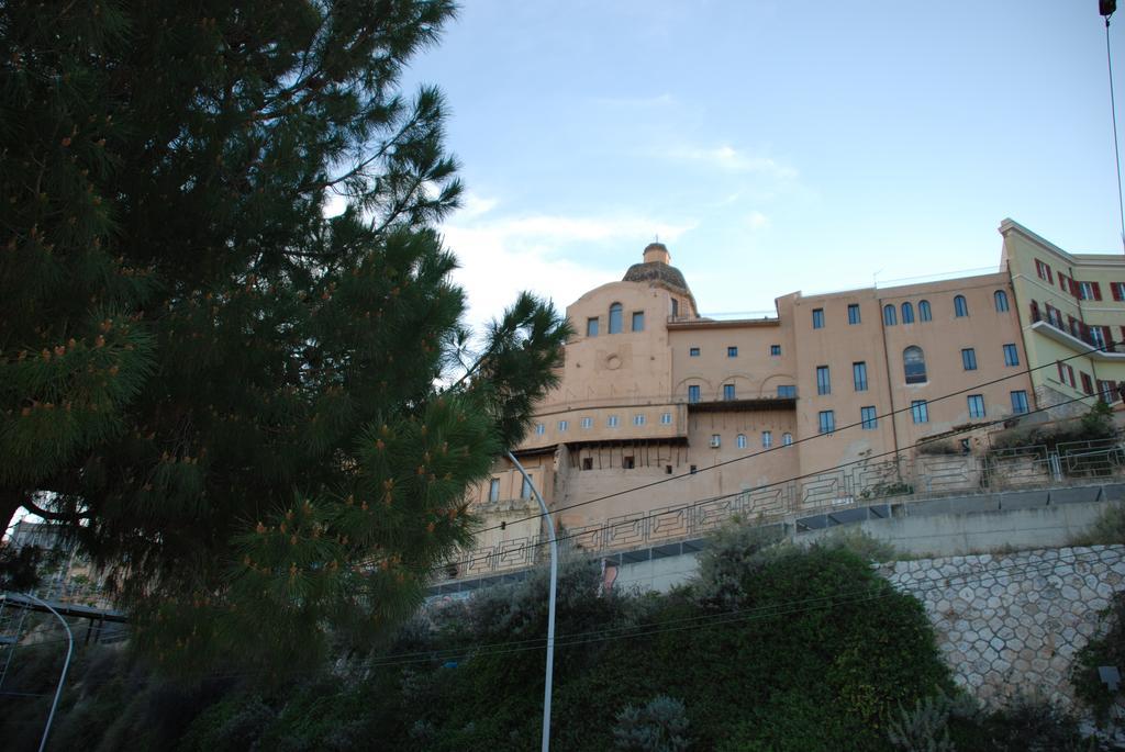 Appartamento Il Lilla Cagliari Dış mekan fotoğraf